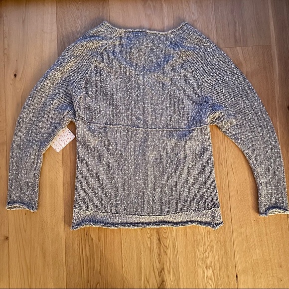 NWT FREE PEOPLE BRIGHT LIGHTS V- NECK SWEATER - S - Picture 9 of 17